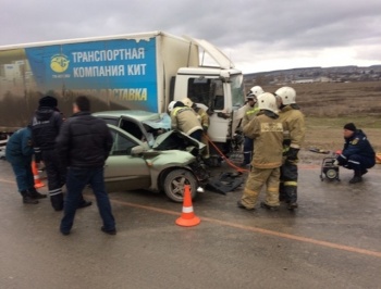 В Крыму в аварии на трассе погибли трое