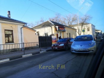 На Пирогова в Керчи произошло ДТП