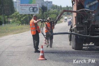 Новости » Общество: Масштабный ремонт дорог в Крыму начнется с апреля, - Аксенов