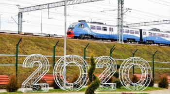 Правительство РФ обещает на закупку поездов и ремонт домов в Крыму 7,3 млрд рублей