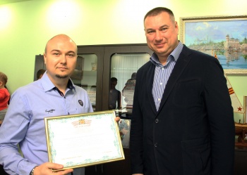 Еще несколько керченских семей получили сертификаты на улучшение жилусловий
