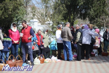 Новости » Общество: Аксёнов объявил четыре православных и мусульманских праздника выходными днями