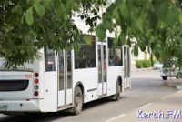 Новости » Общество: До 30 апреля в Керчи автобусы будут ходить только утром и вечером