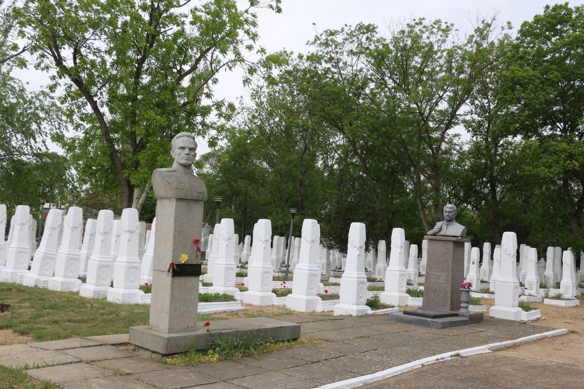 Керчь памятники вов фото