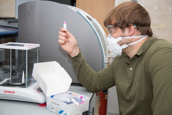 Крымский федеральный университет испытывает новые экспресс-тесты на антитела к коронавирусу