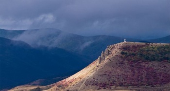 Новости » Общество: В перечень охранных зон внесли популярные у туристов крымские горы