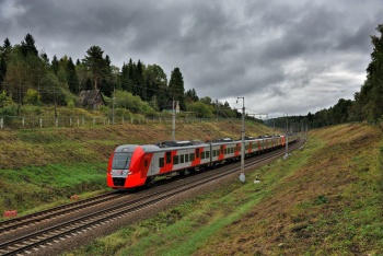 Пассажиров поезда из Петербурга отправили в обсерватор Севастополя