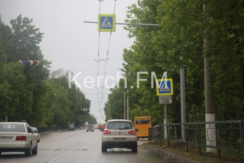 Новости » Общество: На Генерала Петрова установили новые дорожные знаки