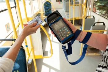 В Крыму банковской картой можно будет оплатить проезд в автобусе