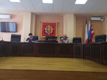 Новости » Общество: Керчане смогут проголосовать за поправки в Конституцию в своем дворе