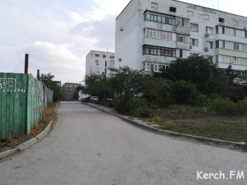 Нам все согласовал Бороздин: жители домов 11 и 11 А по Ворошилова в Керчи продолжают воевать