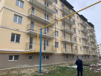 Дело керченского чиновника из-за покупки квартир сиротам отправили в суд
