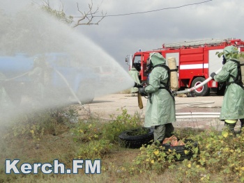 В Керчи проходят пожарно-тактические учения