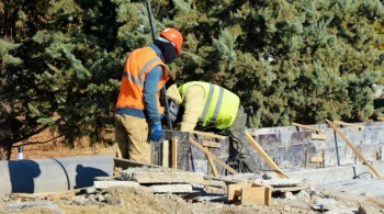 Новости » Общество: Особый порядок закупок для работ по строительному контролю установят в Крыму