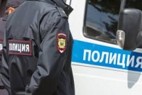 В Крыму мужчина разбил машину брата керамическими плитами