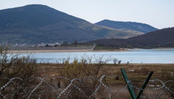 Новости » Общество: Июльские дожди не улучшили водную ситуацию в Крыму, – синоптики