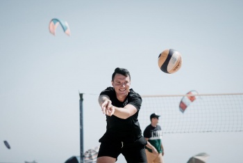 Турнир по пляжному волейболу прошел в Керчи