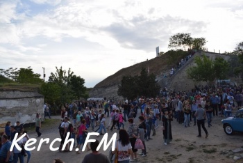 Туристы активно бронируют осенний Крым