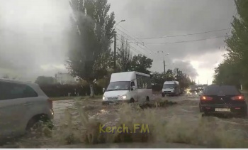 Чкалова – потоки камней и грязи, Фурманова - волны и 3Д технологии: последствия дождя в Керчи