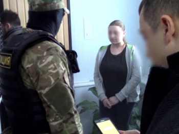 Полицейские изъяли в нелегальном обменнике валюту на 5 млн руб в Крыму