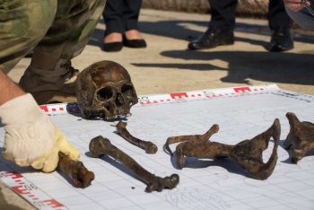 На теплоходе «Жан Жорес» обнаружены останки бойцов Красной армии