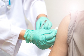 Минздрав расширил список лиц для обязательной вакцинации от гриппа