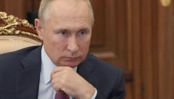 Новости » Общество: Путин обсудит с Хуснуллиным проблемы водоснабжения Крыма