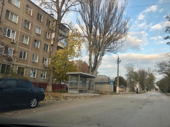 Новости » Общество: Изменения расположения остановки на «Ульяновых» разделило керчан на два лагеря (опрос)