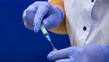 Новости » Общество: Массовая вакцинация россиян от COVID-19 начнется до конца недели