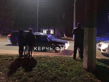 Новости » Криминал и ЧП: В районе Института в Керчи в ДТП пострадал пешеход