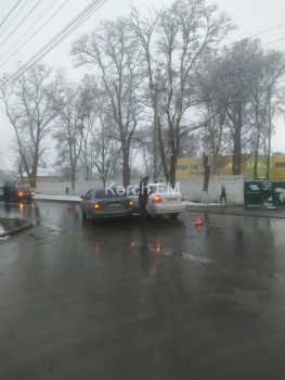 На Фурманова в Керчи произошли две аварии