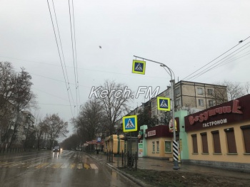 Еще несколько пешеходных переходов в Керчи сделали заметнее для водителей