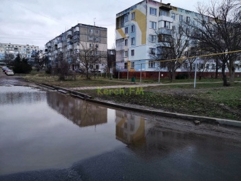 Лужа имени Буденного образовалось в Керчи