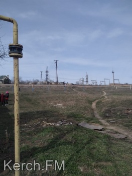 Опасные развлечения: дети играли на газовых трубах в Керчи