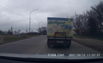 На дороге в Керчи поймали нетрезвого водителя грузовика (видео)