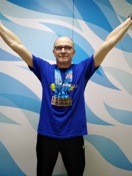 Новости » Общество: Керчанин привез пять медалей с Чемпионат России по плаванию