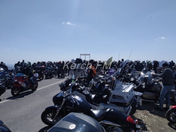 Новости » Общество: Керченские мотоциклисты побывали на всекрымском открытии мотосезона