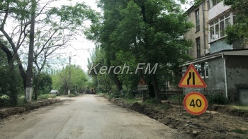 В Керчи начали ремонт дороги по Клинковского