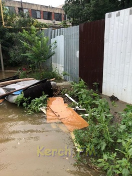 Новости » Общество: Жителей подтапливаемых районов Керчи предупредили об эвакуации