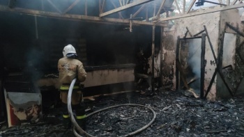 Кафе сгорело в понедельник вечером в Феодосии