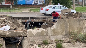 Новости » Общество: На Вокзальном шоссе ливневку расширят на два метра