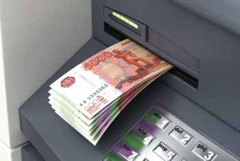 До 5 лет грозит крымчанину, который забрал забытые в банкомате деньги