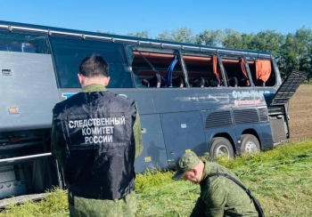 Пассажиров после ДТП на Кубани доставят в Крым на резервном автобусе, - МЧС
