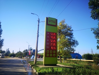 Новости » Общество: Актуальные цены на топливо в Керчи