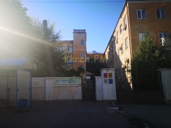 Новости » Общество: Минздрав Крыма рассказал о судьбе здания больницы водников в Керчи