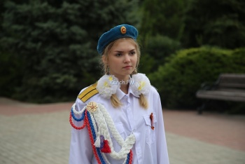 Новости » Общество: Керченские школьники заступили на «Вахту Памяти»