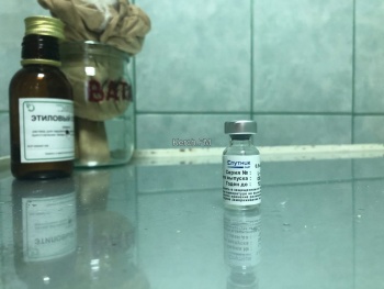Новости » Общество: На Сморжевского в пункте вакцинации «60+» изменились номера телефонов