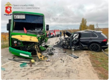 Новости » Криминал и ЧП: Один погиб, пятеро пострадали в ДТП с автобусом в Севастополе