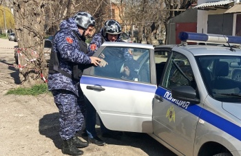 Новости » Криминал и ЧП: Угрожал расправой и поджогом: в магазине Севастополя задержали мужчину