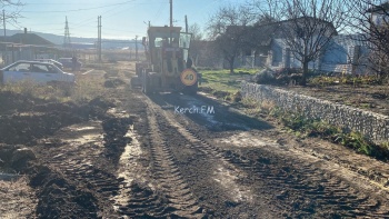Новости » Общество: Дорогу на Бодни подготавливают к ремонту